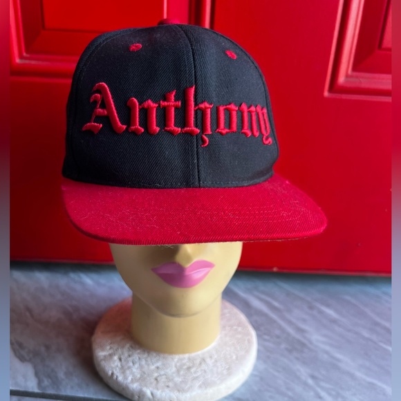 Old English Anthony SnapBack Hat red black Lids Youth - Picture 1 of 6
